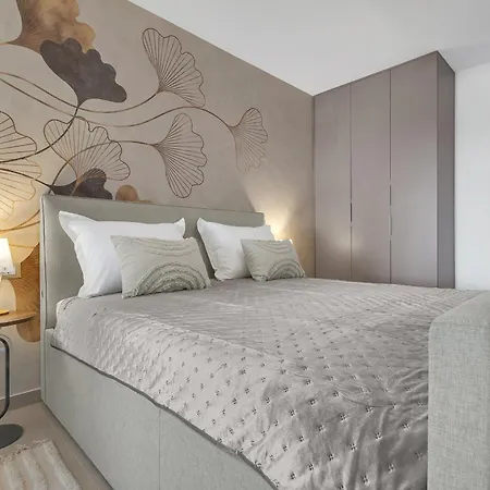 Luxury Nugal- Heated Pool Макарска