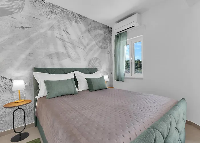 Luxury Nugal- Heated Pool