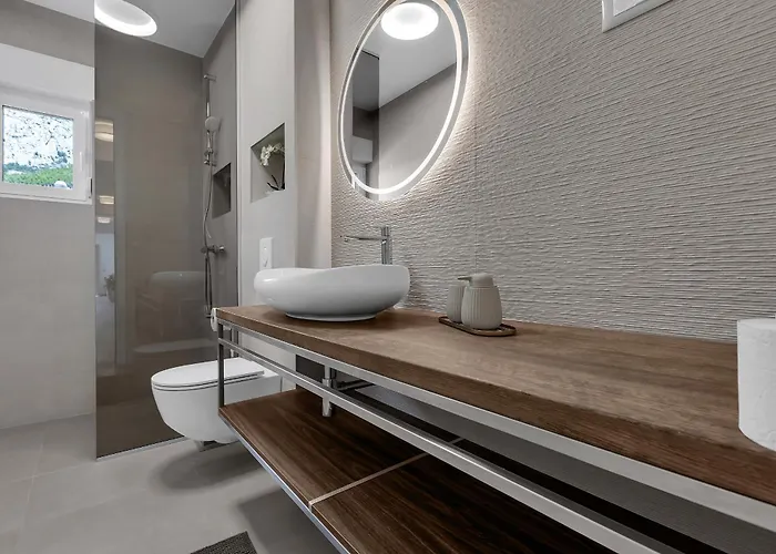 Апартаменти Luxury Nugal- Heated Pool Макарська